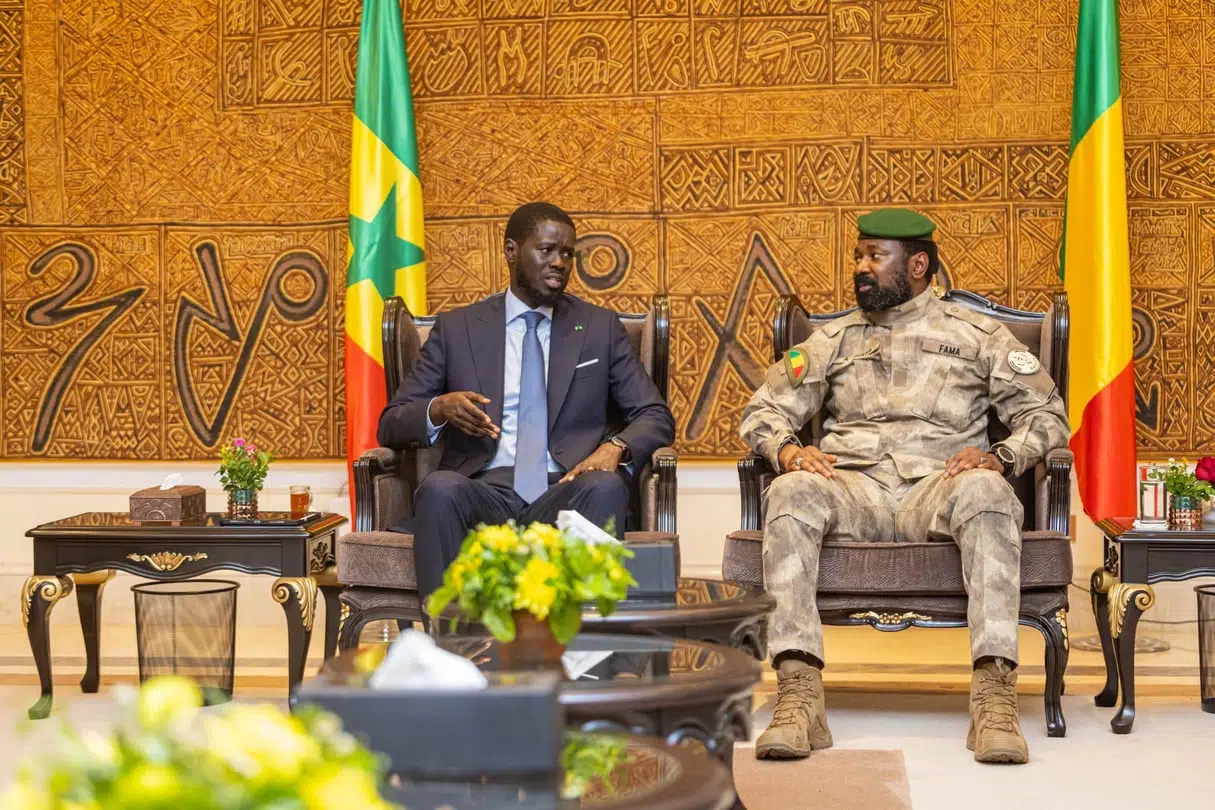 Bassirou Diomaye Faye devient le trait d'union entre la Cedeao et les régimes putschistes du Sahel : un rôle de médiateur incontournable
