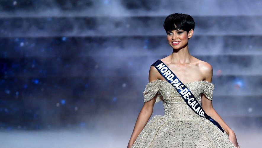 En exclusivité - Comment la vie d'Ève Gilles, Miss France 2024, a été bouleversée en seulement six mois de règne.