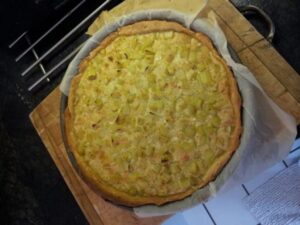 Recette de Tarte à la rhubarbe facile et rapide maison