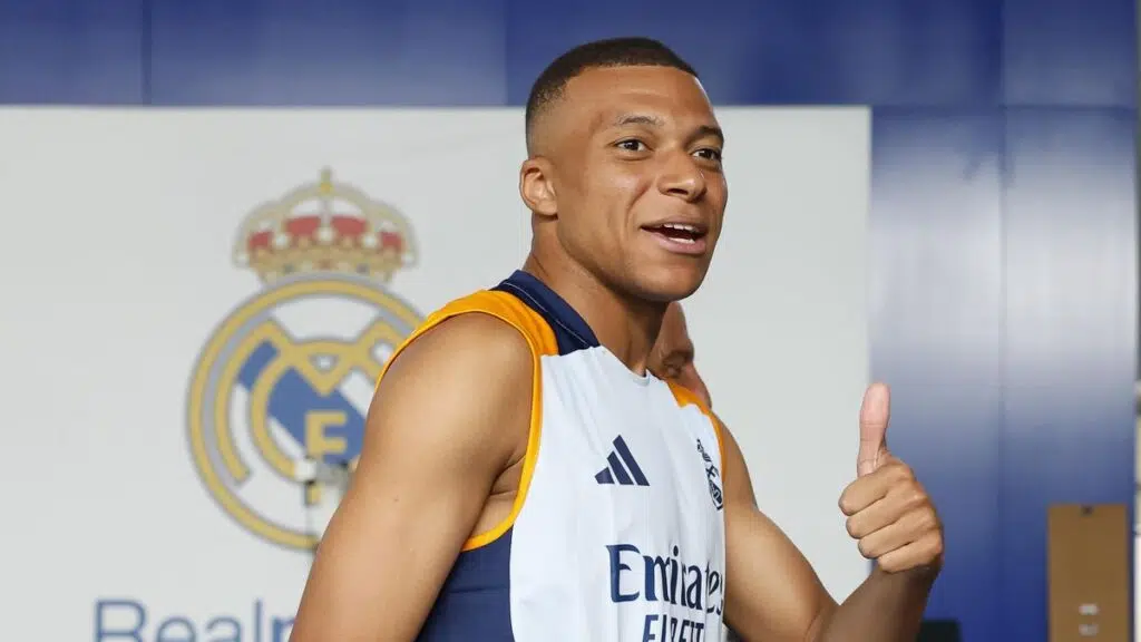 Real Madrid : un as de la F1 provoque Mbappé avec un défi audacieux